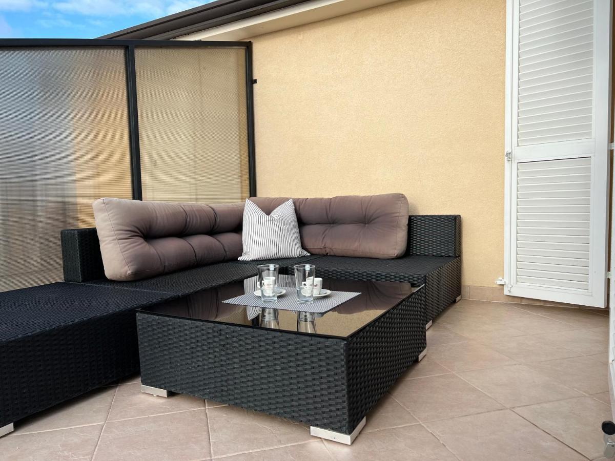 Maj Premium Apartment 4 Sterne - neu renoviert Poreč Exterior foto