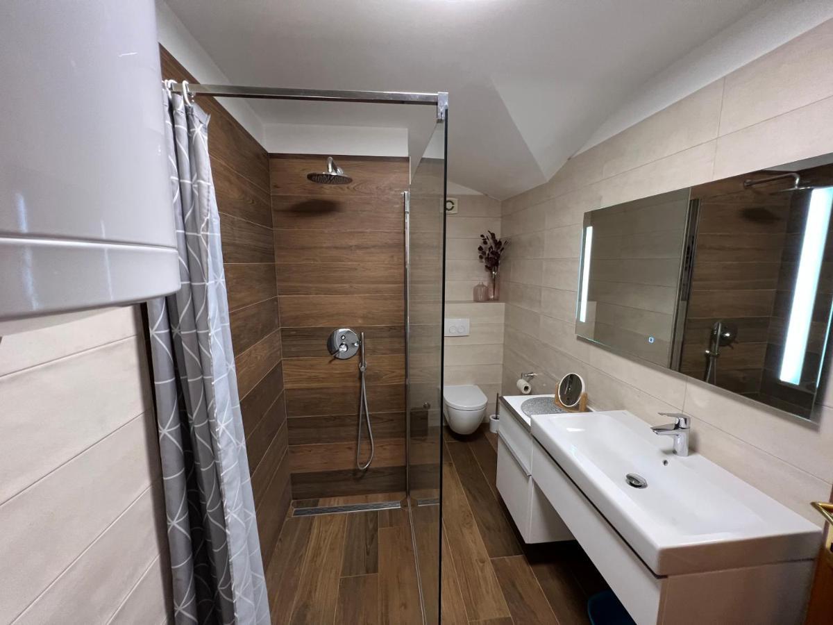 Maj Premium Apartment 4 Sterne - neu renoviert Poreč Exterior foto