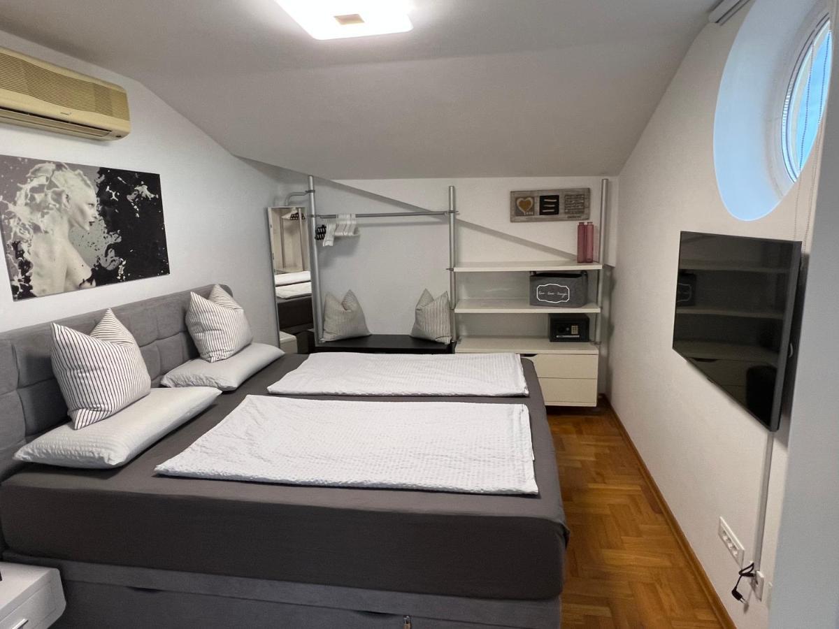 Maj Premium Apartment 4 Sterne - neu renoviert Poreč Exterior foto