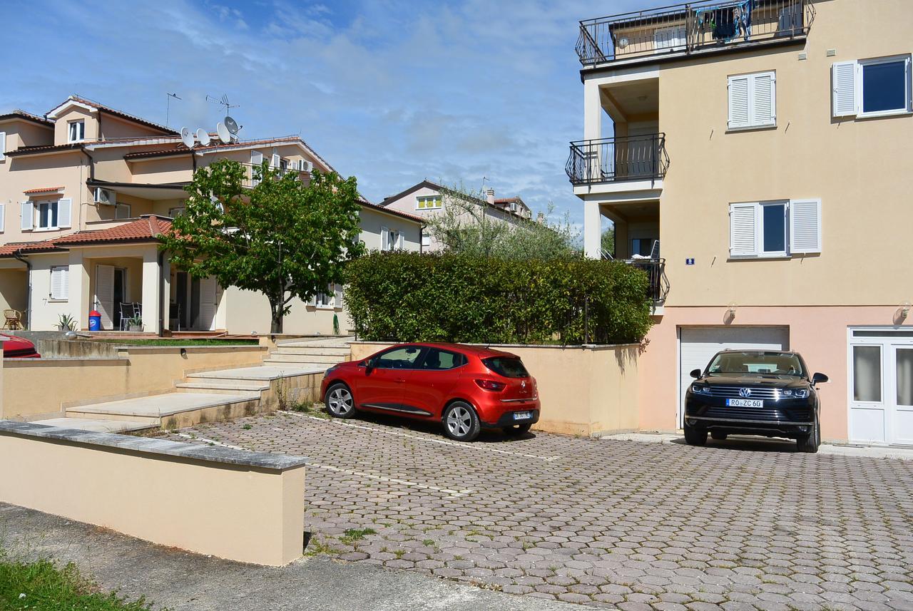 Maj Premium Apartment 4 Sterne - neu renoviert Poreč Exterior foto